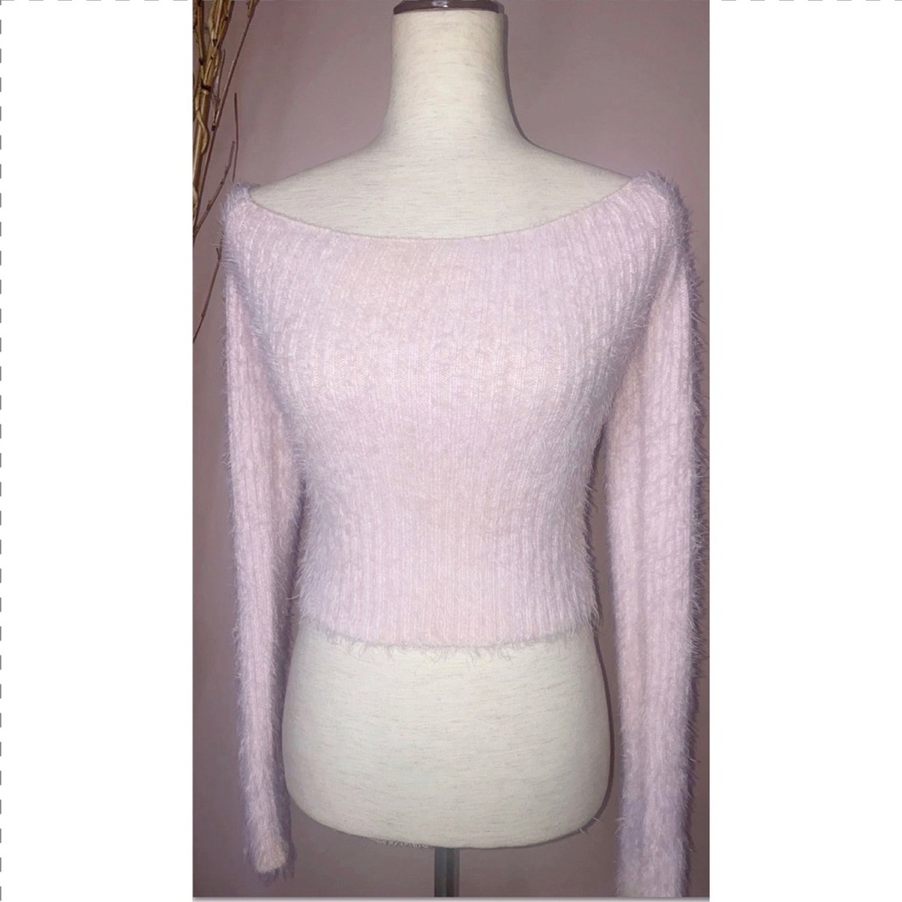 🚫SOLD🚫NWOT Windsor off the shoulder eyelash/ fuzzy knit cropped sweater sz M - Picture 4 of 10